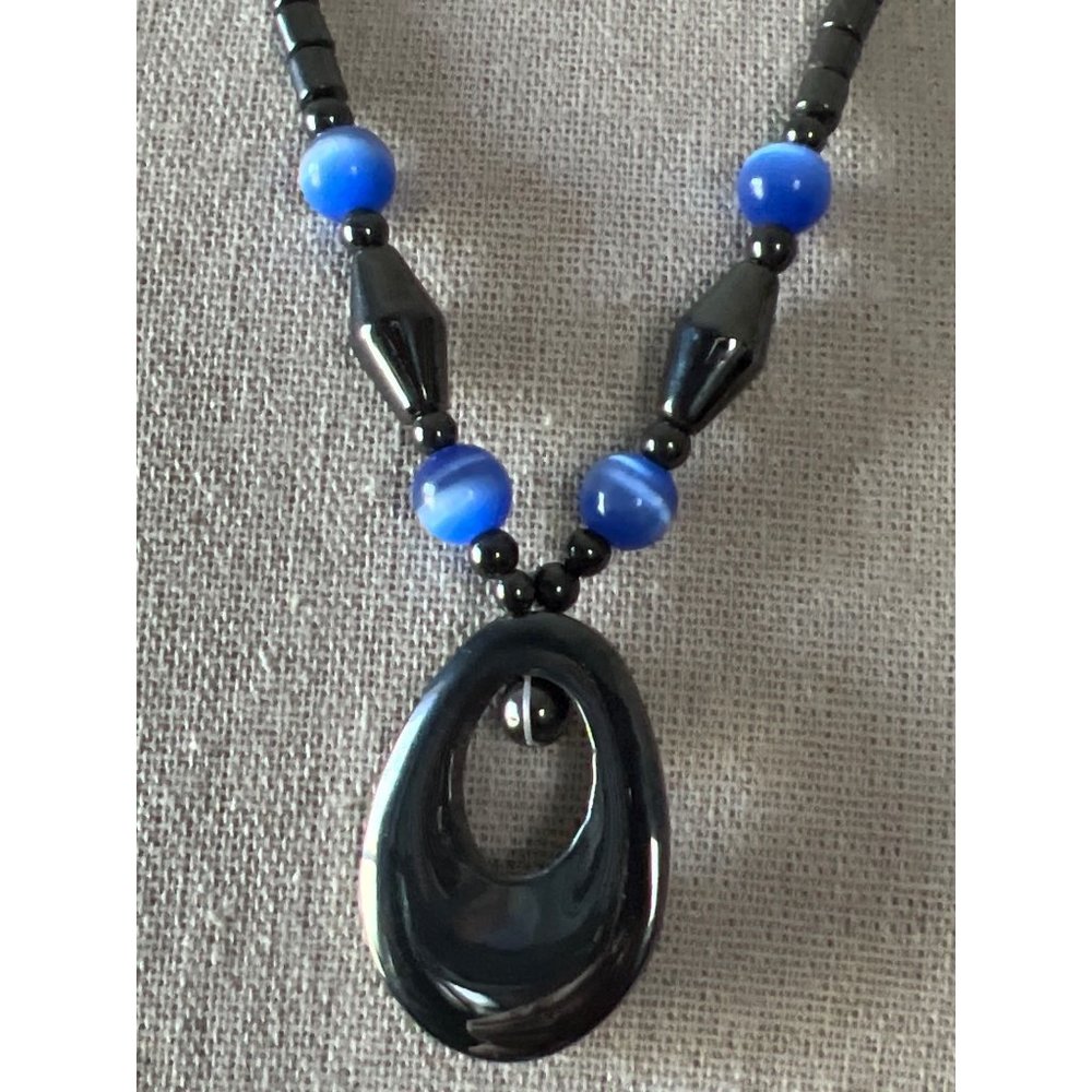 Oval Pendant Hematite Cat Eye Necklace -- 18"